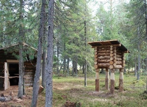 Охотничья изба. Фото: группа Вконтакте "Вöралысьяслöн гаж"
