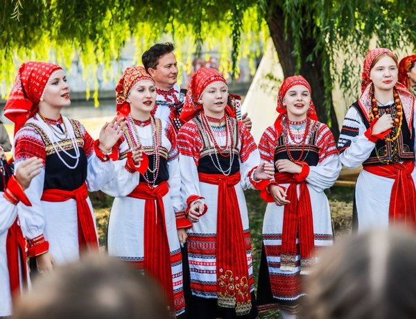 photo_5950797534047877584_y